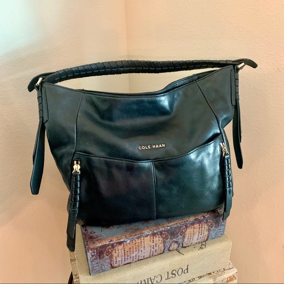 Cole Haan Handbags - 🔥 COLE HAAN  I  Black Leather Hobo 🔥